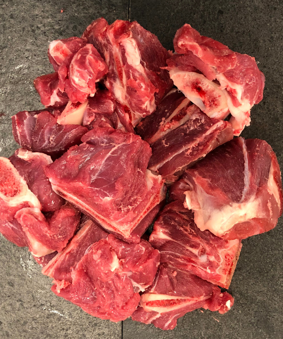 Beef on the bone – medium cut 5kg (Family Bag), 5kg